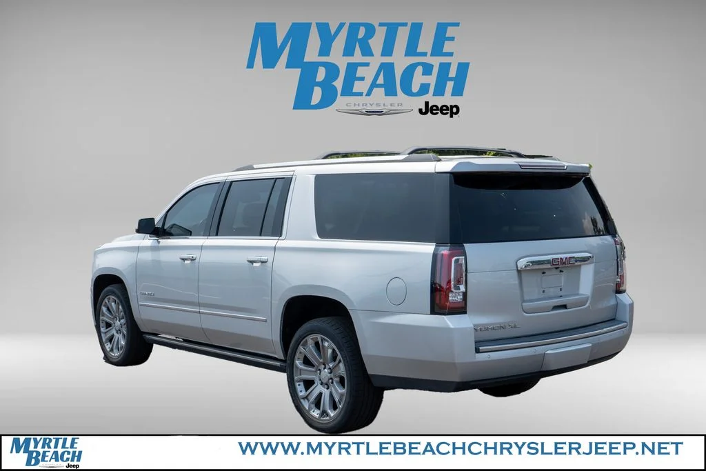 Used 2017 Quicksilver Metallic GMC Denali image 4
