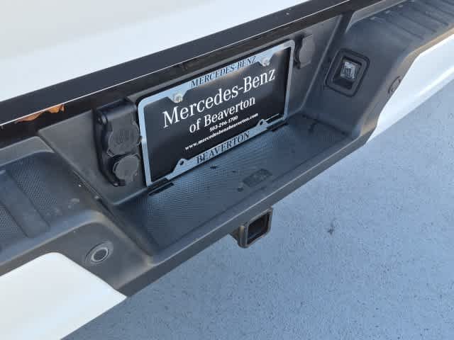 Used 2022 Oxford White Ford XLT image 35