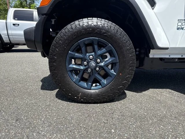 New 2026 Bright White Clear-Coat Exterior Paint Jeep 85th Anniversary image 28