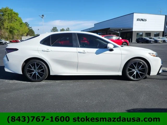 Used 2024 White Toyota SE image 5
