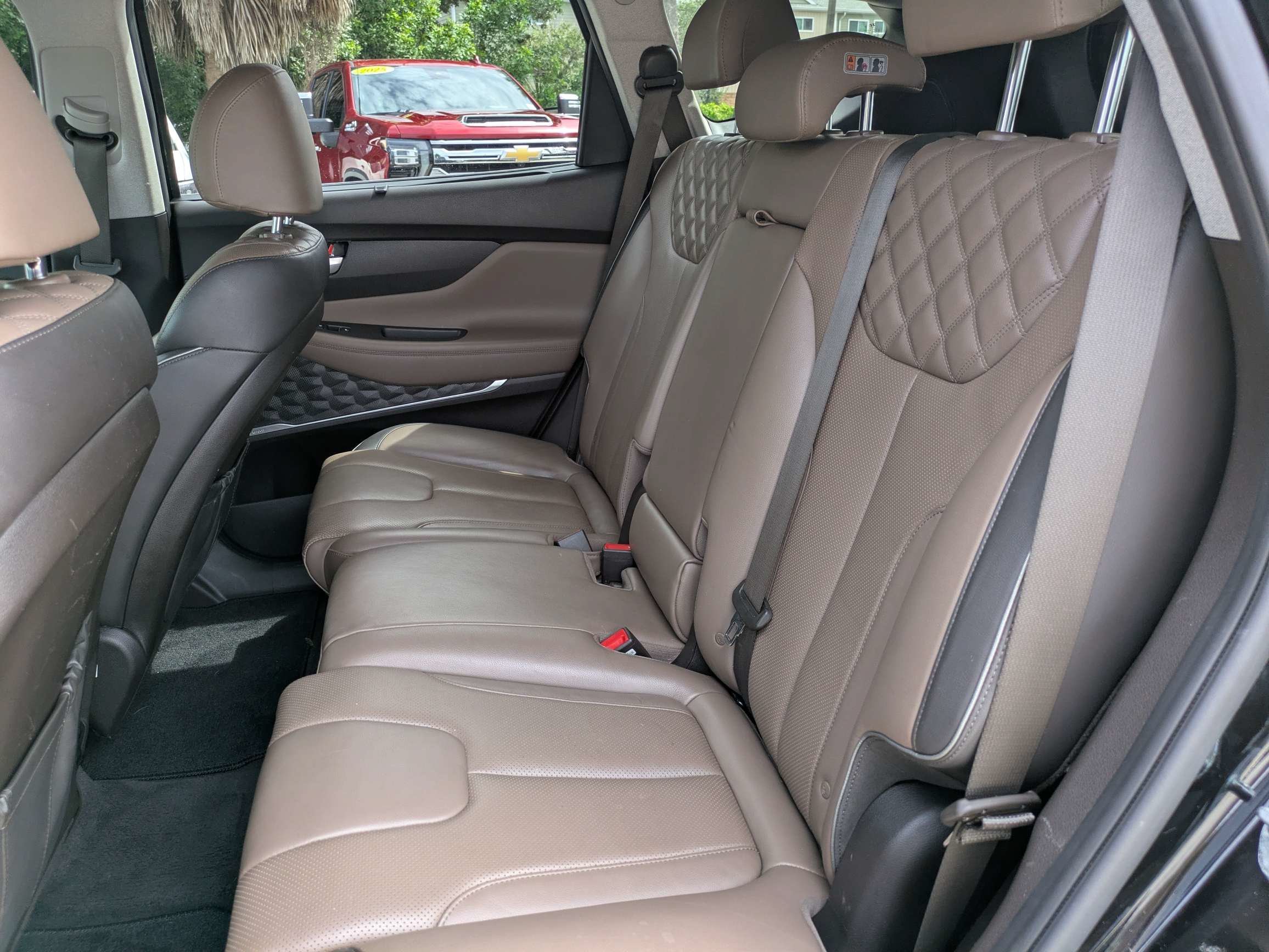 Used 2021 Twilight Black Hyundai Limited image 14