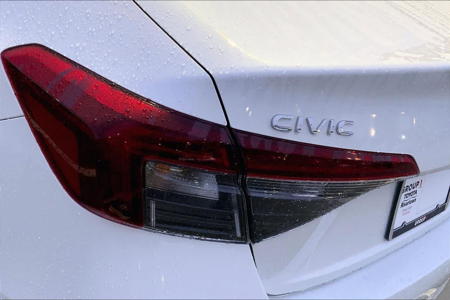 Used 2026 Platinum White Pearl Honda LX image 27