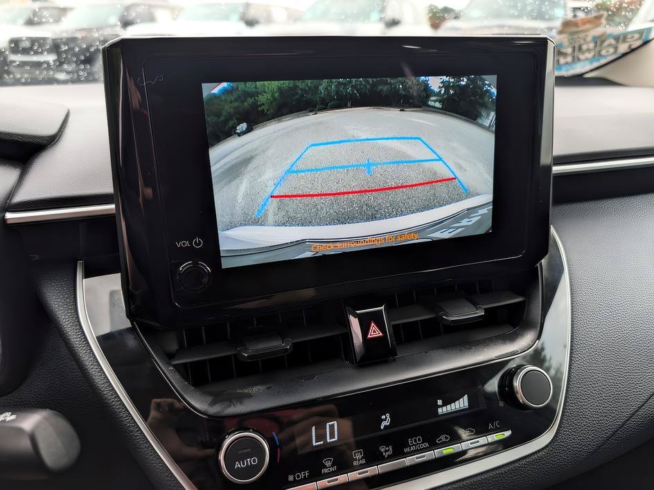 Used 2024 Ice Toyota LE image 19