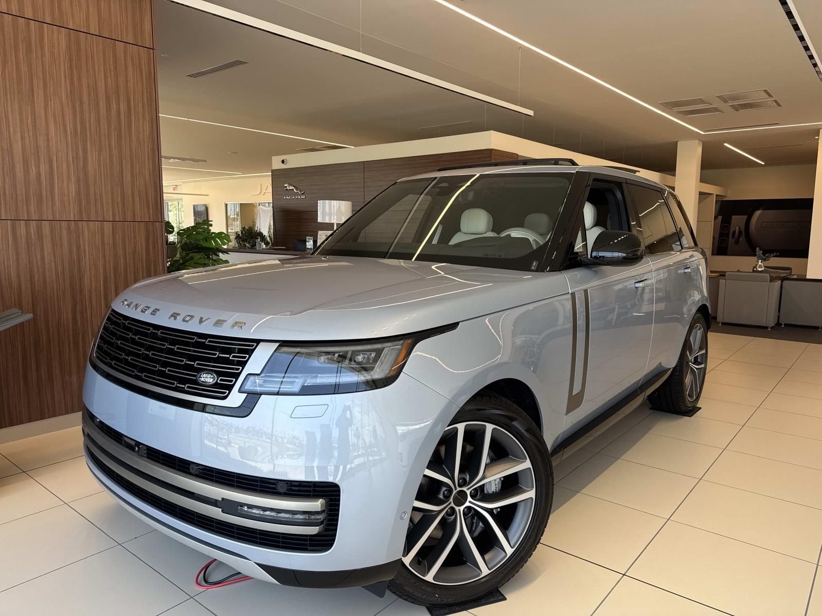 2026 Land Rover Range Rover SE