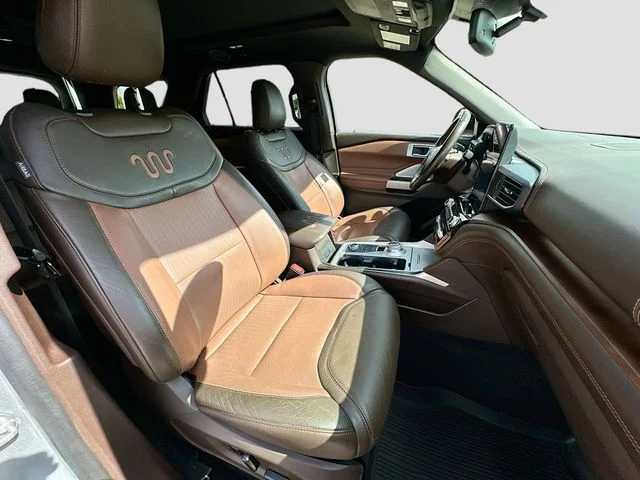 Used 2022 Silver Ford King Ranch image 29