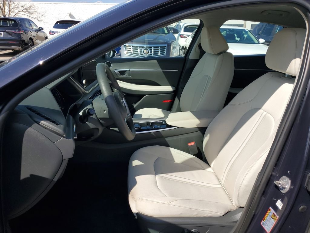 Used 2023 Carbon Blue Hyundai SEL image 8