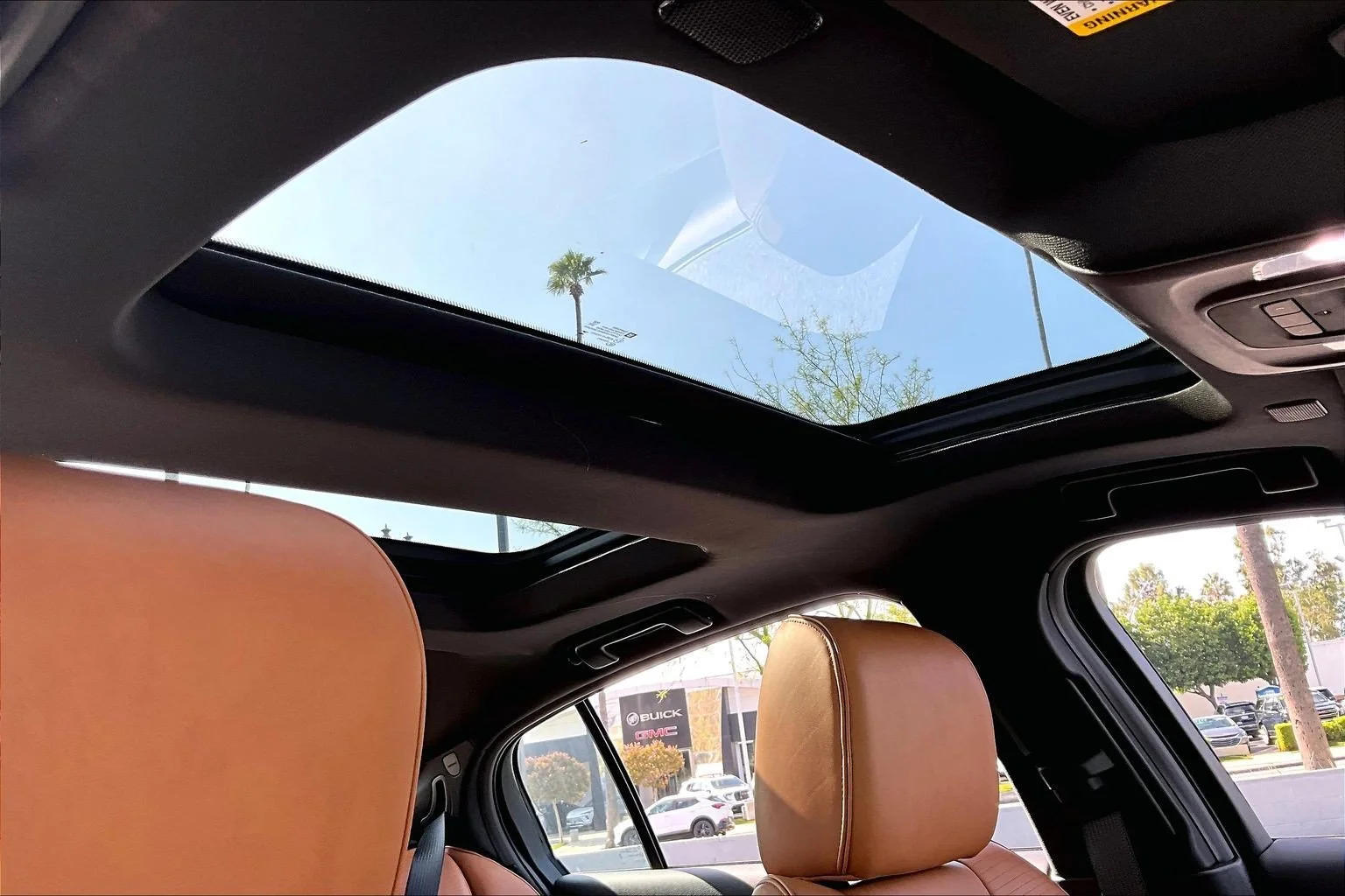 New 2026 Vibrant White Tricoat Cadillac Sport image 18
