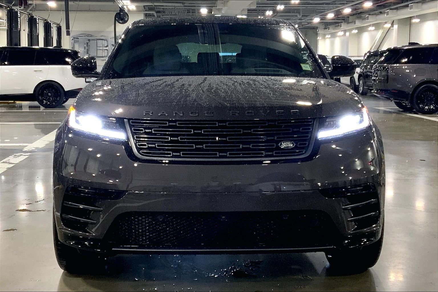 New 2026 Charente Grey LAND ROVER  image 3