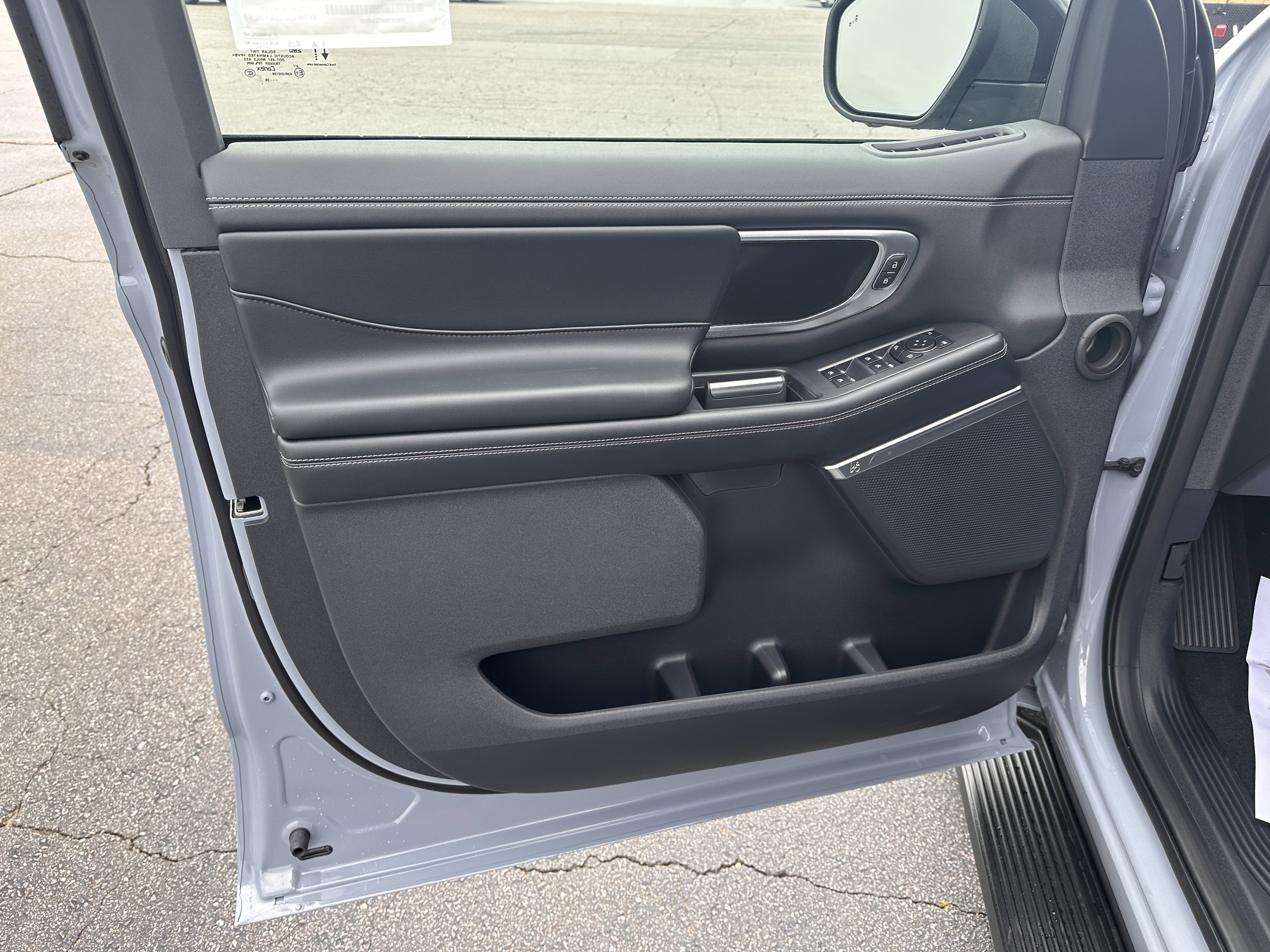 New 2026 Glacier Gray Metallic Tri-Coat Ford MAX Platinum® image 9