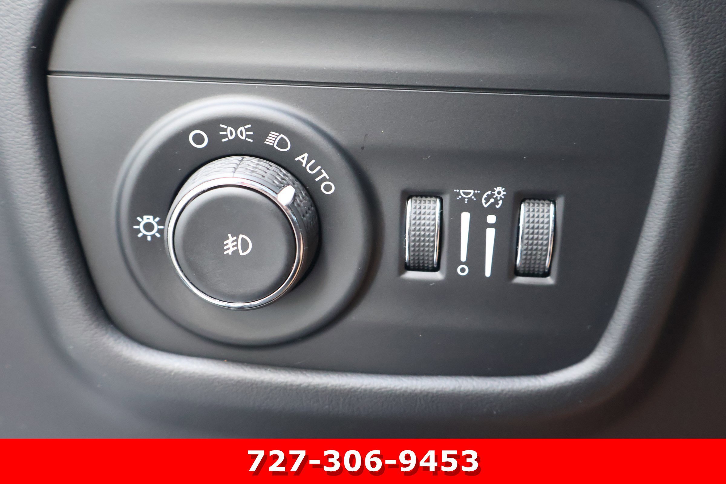 Used 2022 Bright White Clearcoat Jeep Summit Reserve image 22