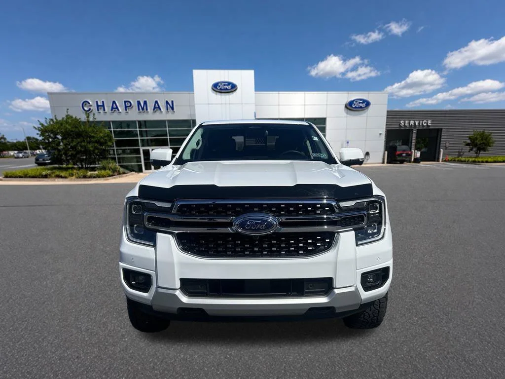 Certified Used 2025 Oxford White Ford Lariat image 9
