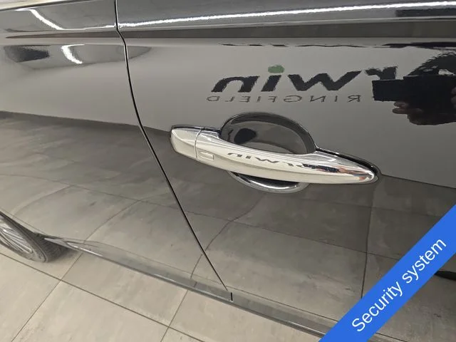 Used 2025 Super Black Clearcoat Nissan 2.5 SV image 8