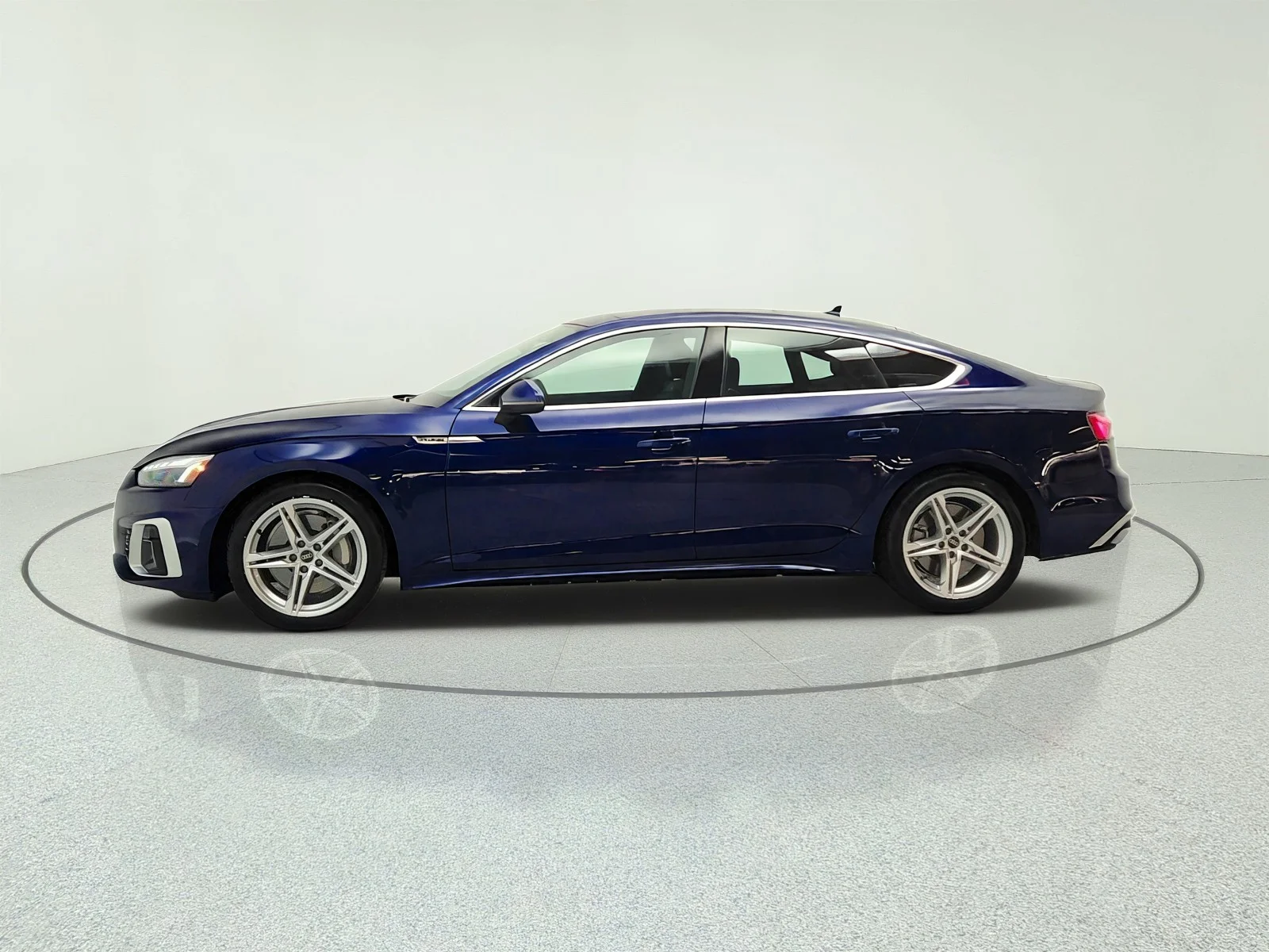 Used 2022 Navarra Blue Metallic Audi S line Premium Plus 45 TFSI quattro image 8