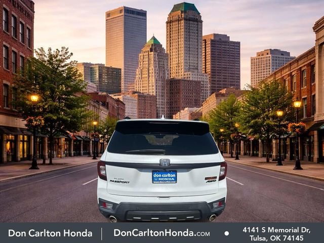 Used 2022 Platinum White Pearl Honda TrailSport image 5