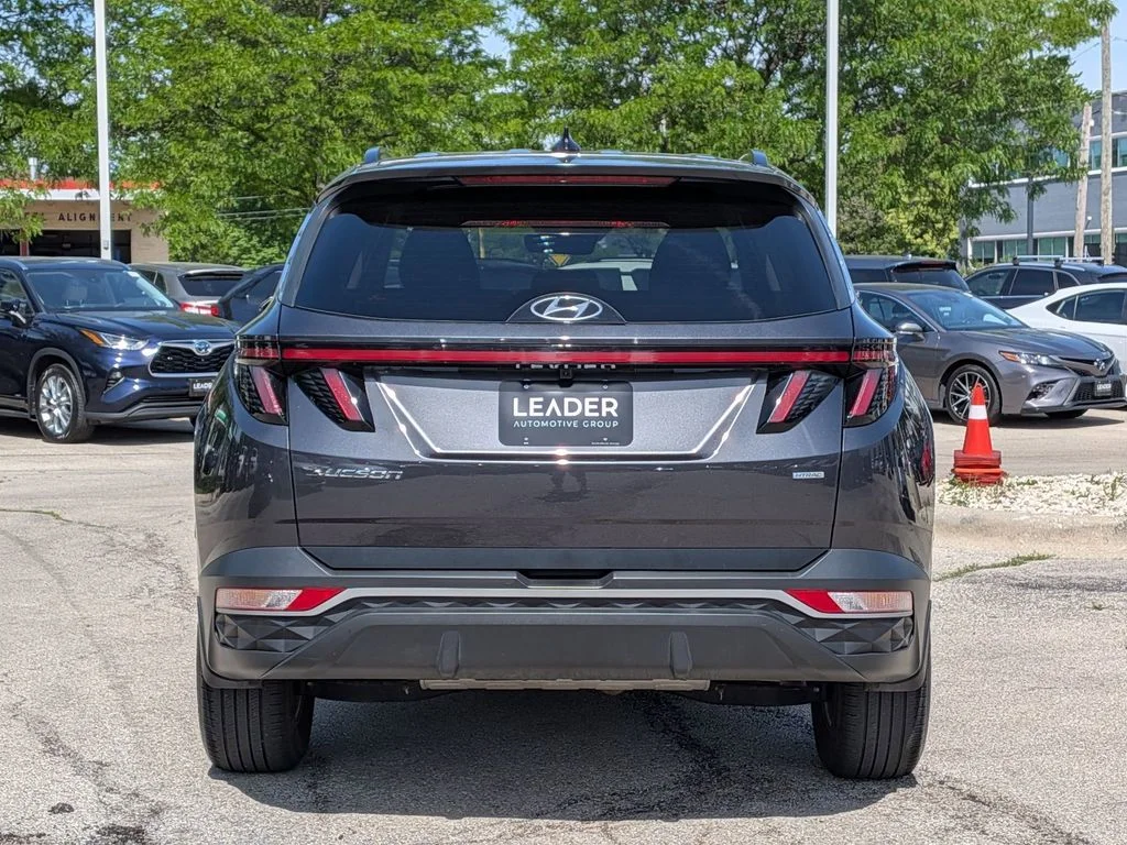 Used 2022 Gray Hyundai SEL image 6