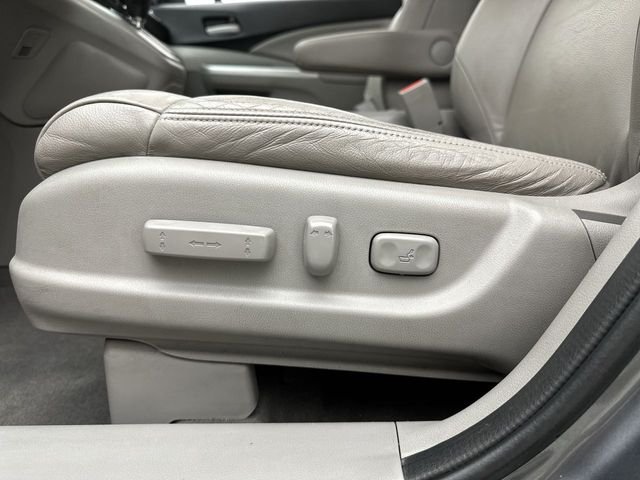 Used 2012 Gray Honda EX-L image 12