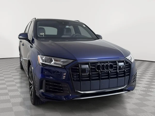 2022 Audi Q7 Premium Plus