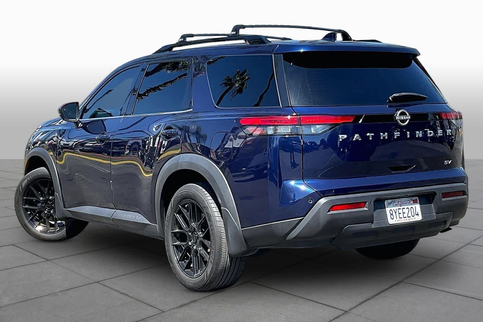Used 2022 Deep Ocean Blue Pearl Nissan SV image 11