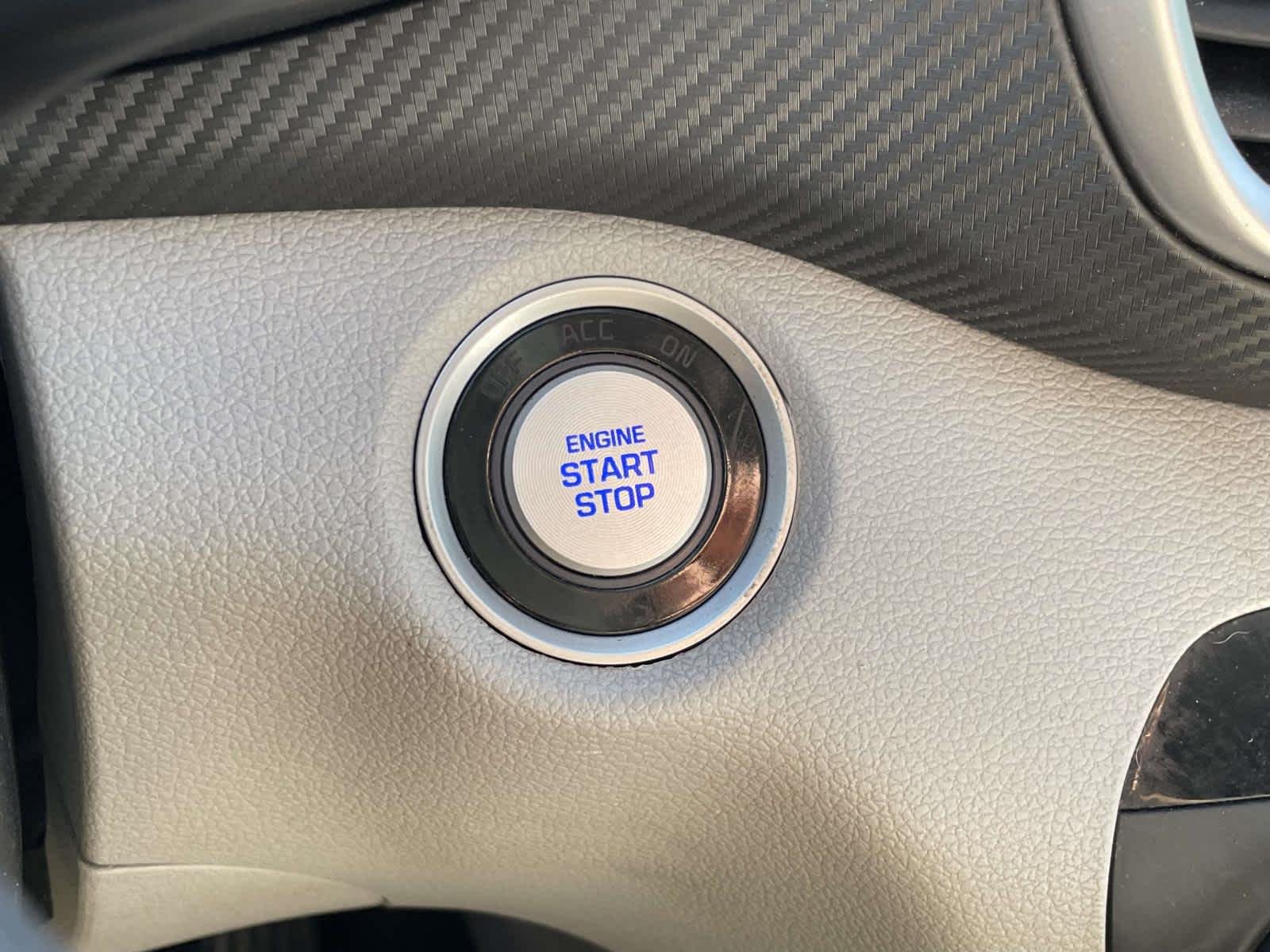 Used 2019 Coliseum Gray Hyundai SEL image 38
