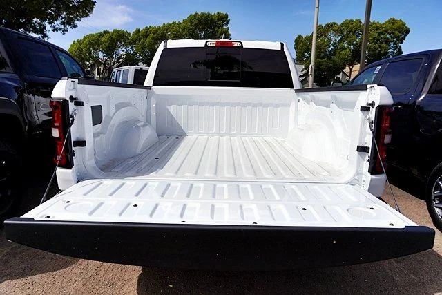 New 2026 Bright White Clear-Coat Exterior Paint RAM Big Horn/Lone Star image 18