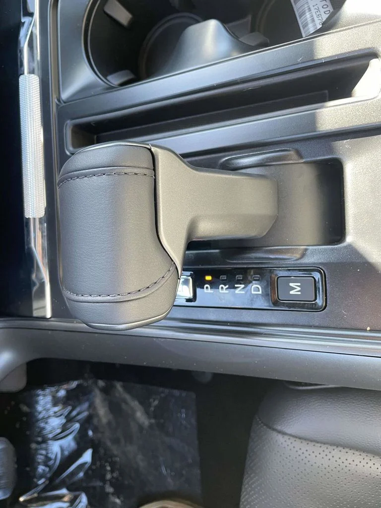 New 2026 Avalanche Ford Lariat® image 17