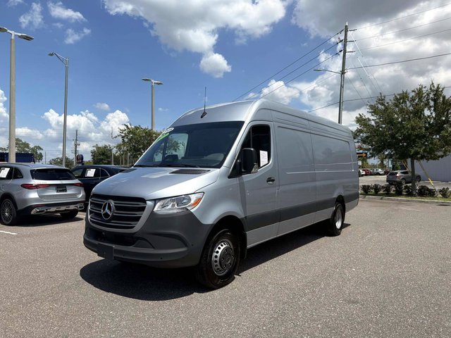 2025 Mercedes-Benz Sprinter Cargo Van Cargo 170 WB