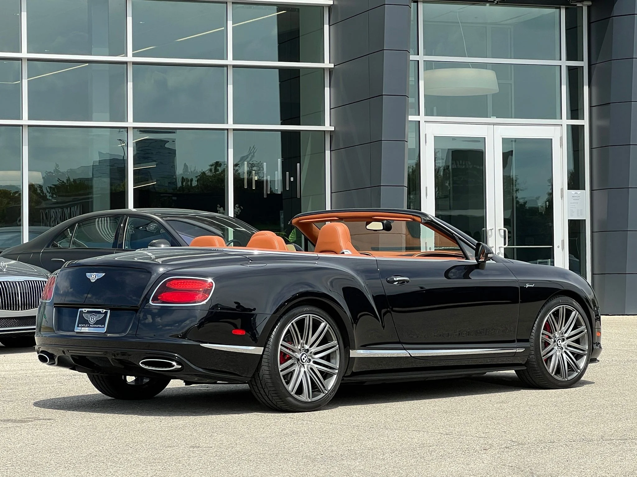 Used 2015  Bentley Speed image 13