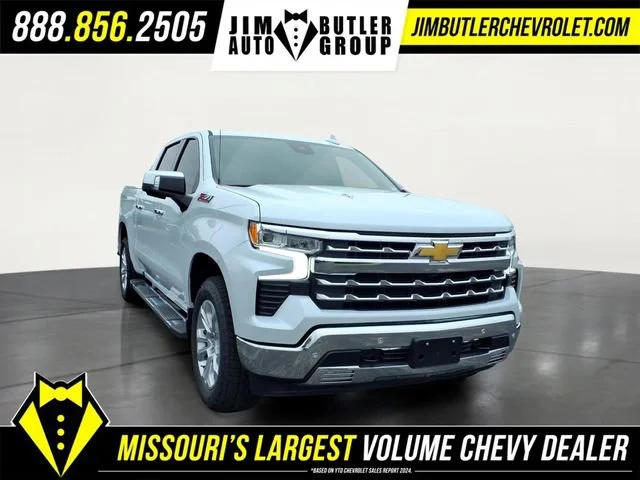 Used 2026 Polar White Tricoat Chevrolet LTZ image 24