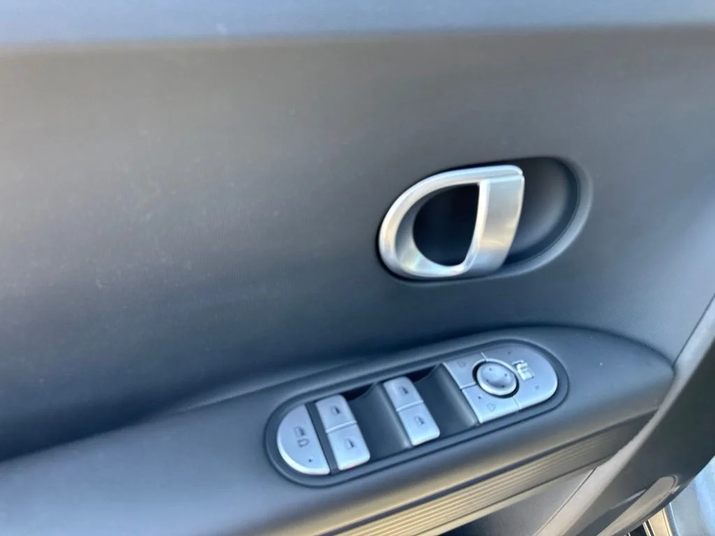 Used 2024 Gray Hyundai SEL image 28