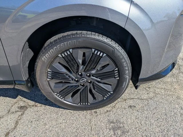 New 2026 Gun Metallic Nissan Platinum image 10