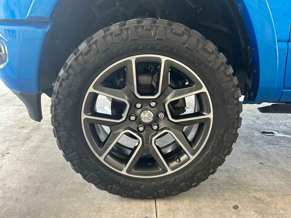 Used 2020 Blue Ram Laramie image 14