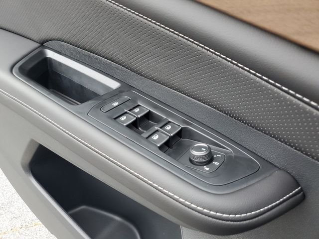 New 2026 Gray Volkswagen 2.0T SE w/Technology image 30