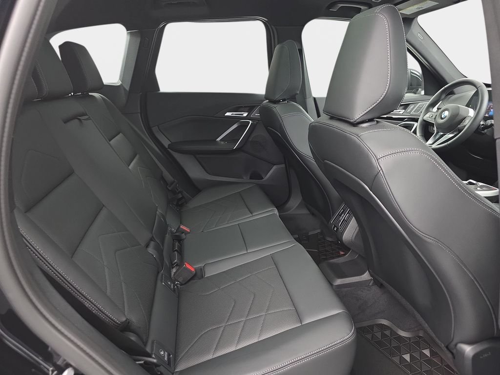 New 2026 Black Sapphire Metallic BMW xDrive28i image 11