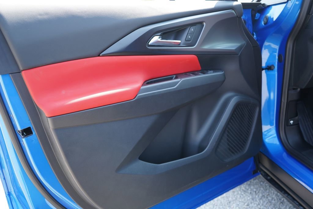 2025 Chevrolet Equinox EV RS - Photo 14