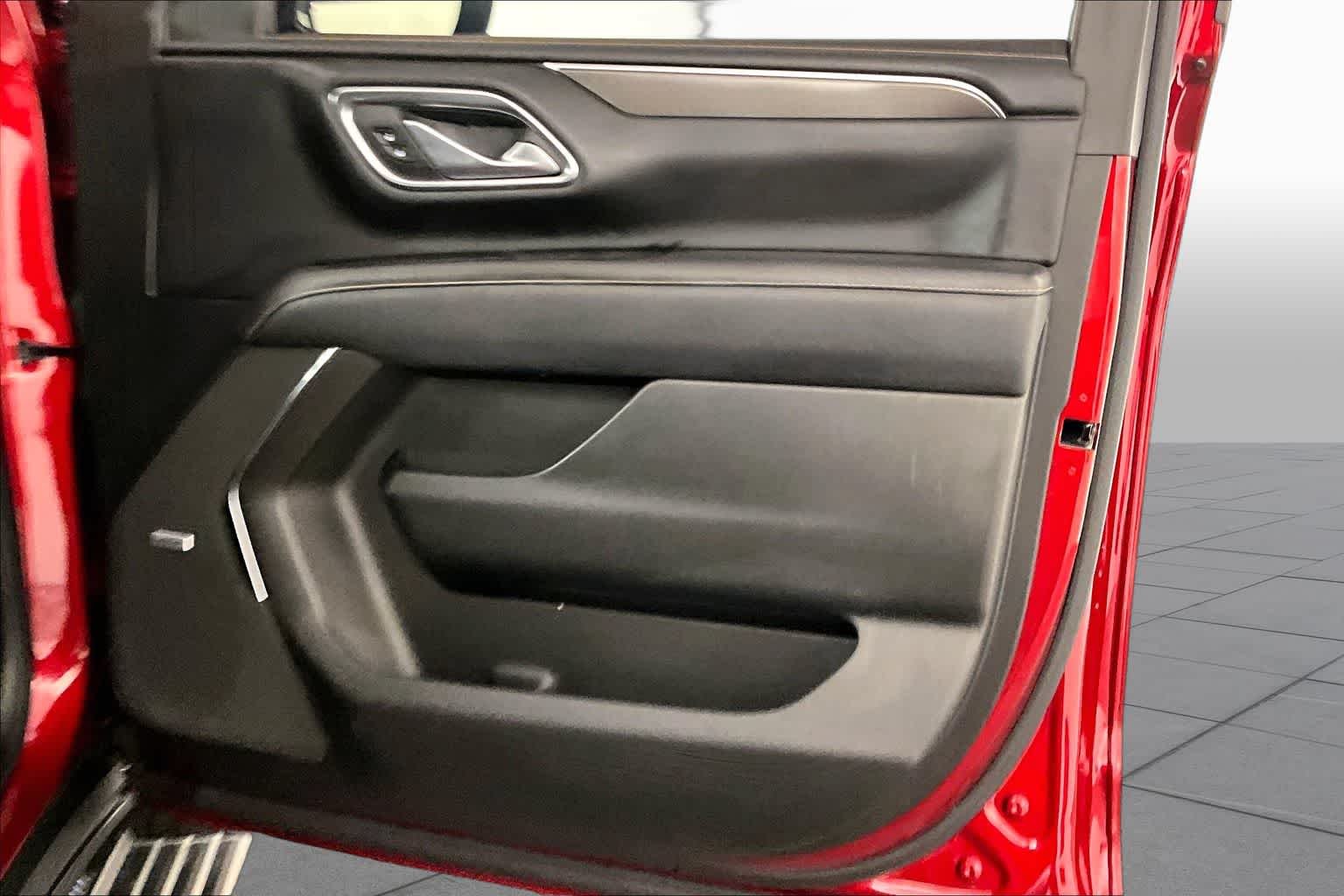 Used 2023 Volcanic Red Tintcoat GMC AT4 image 22