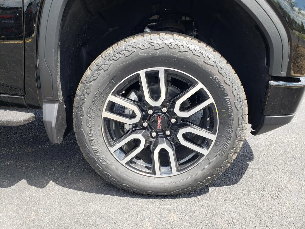 New 2026 Onyx Black GMC AT4 image 21
