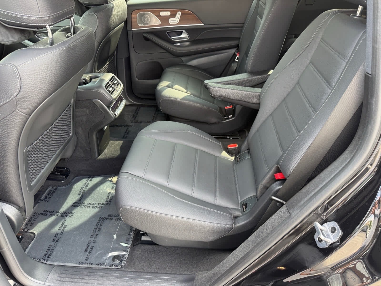Certified Used 2025 Obsidian Black Metallic Mercedes-Benz GLS 450 image 11