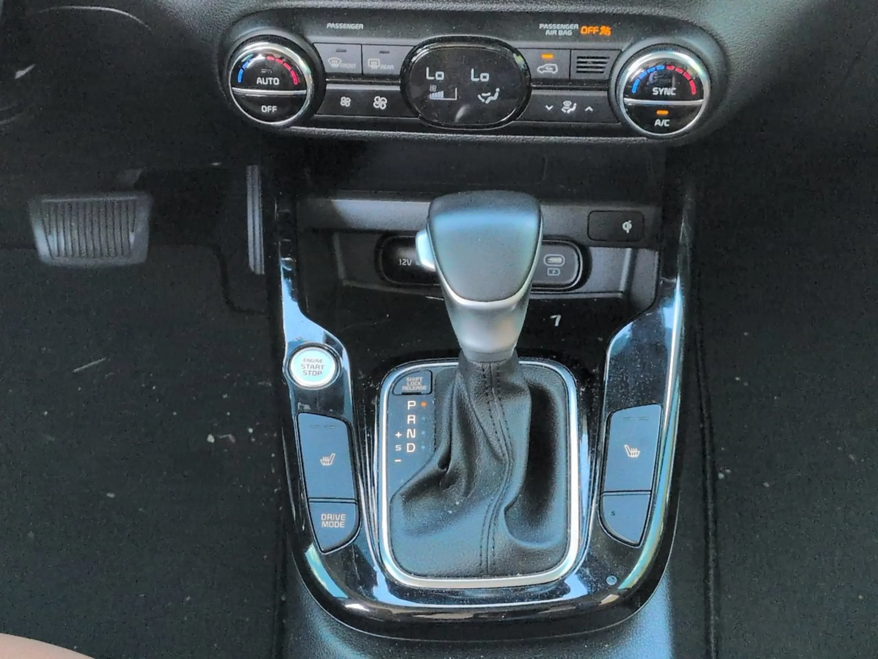 Certified Used 2024 Gravity Gray Kia EX image 20