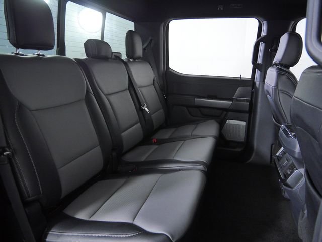 Used 2021 Black Ford XLT image 14