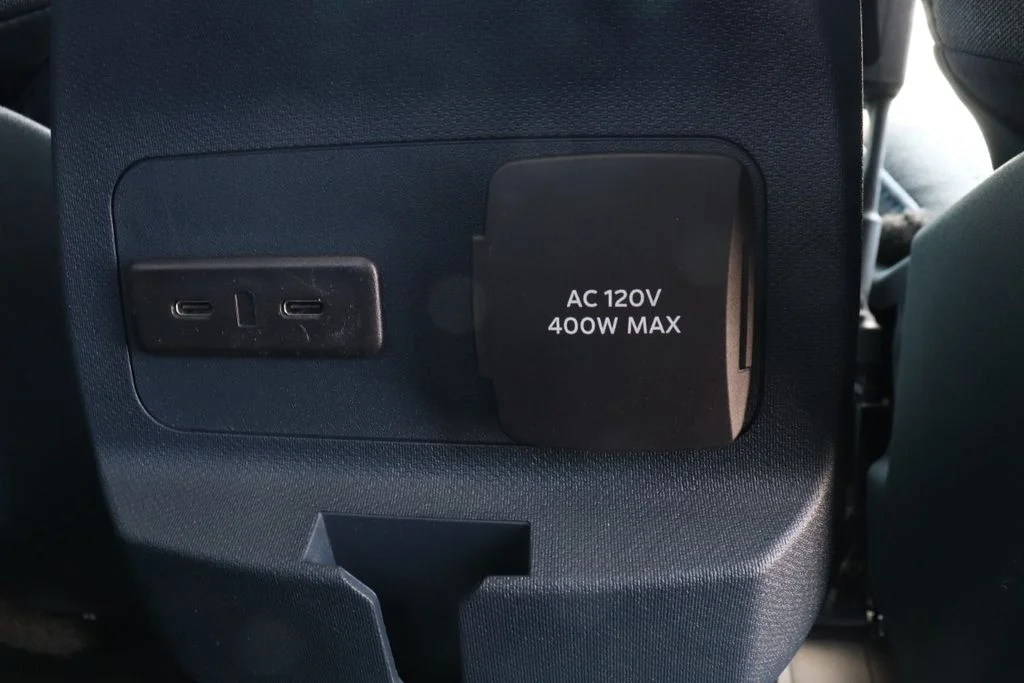 New 2026 Azure Gray Metallic Tri-Coat Ford XLT image 18