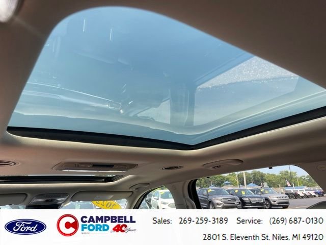 Used 2022 Black Kia SX image 23
