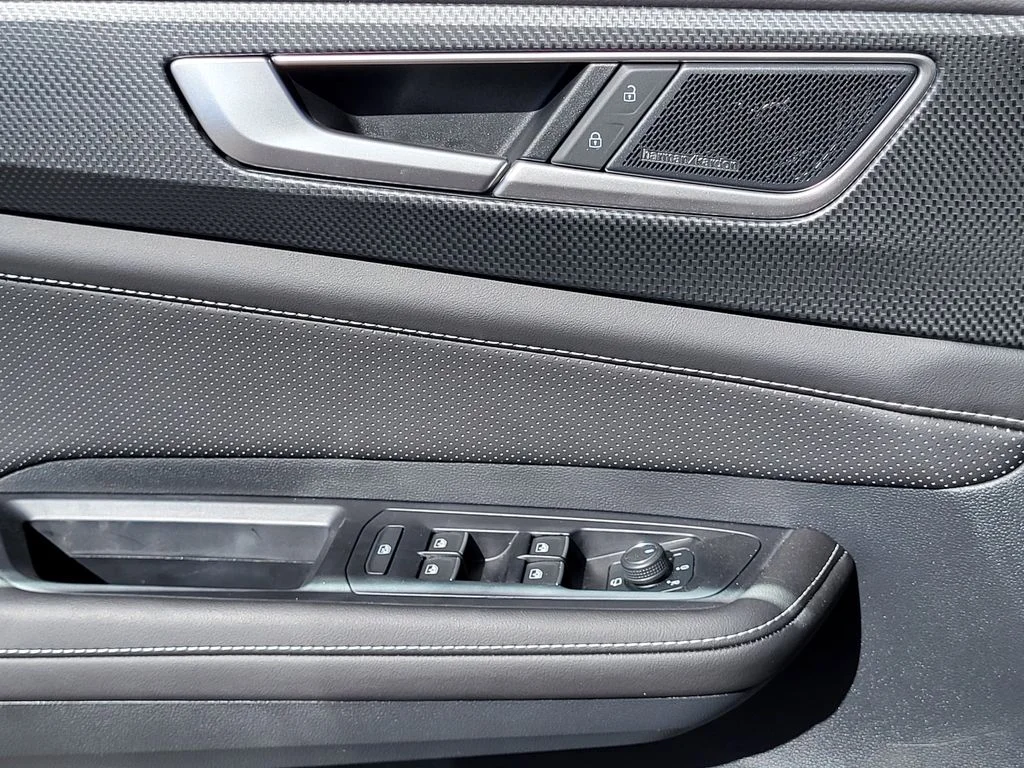 2025 Volkswagen Atlas Cross Sport SEL Premium R-LINE - Photo 8