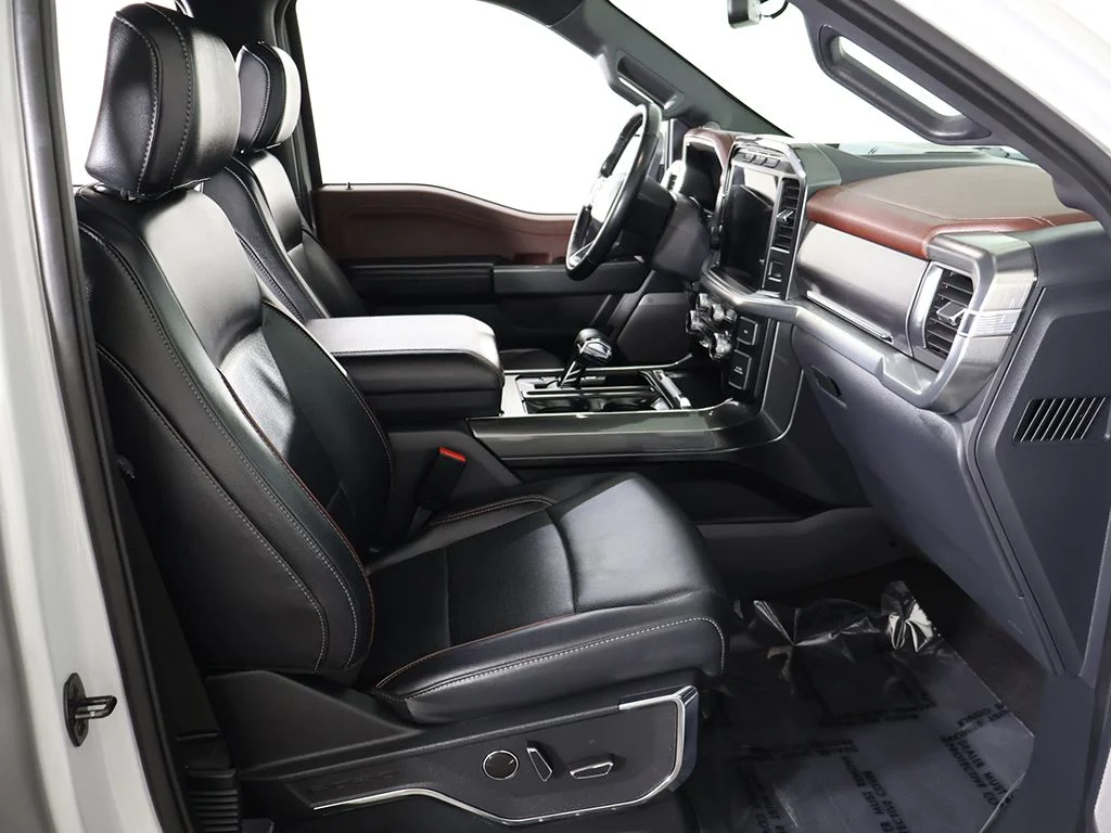 Used 2023 Avalanche Gray Ford Lariat image 36