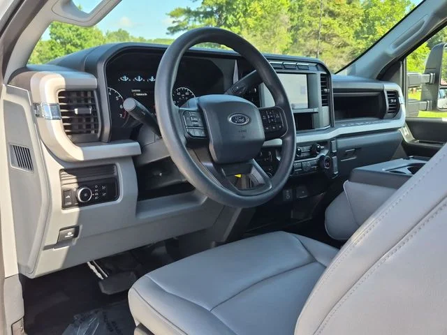 Used 2024 White Ford XL image 20