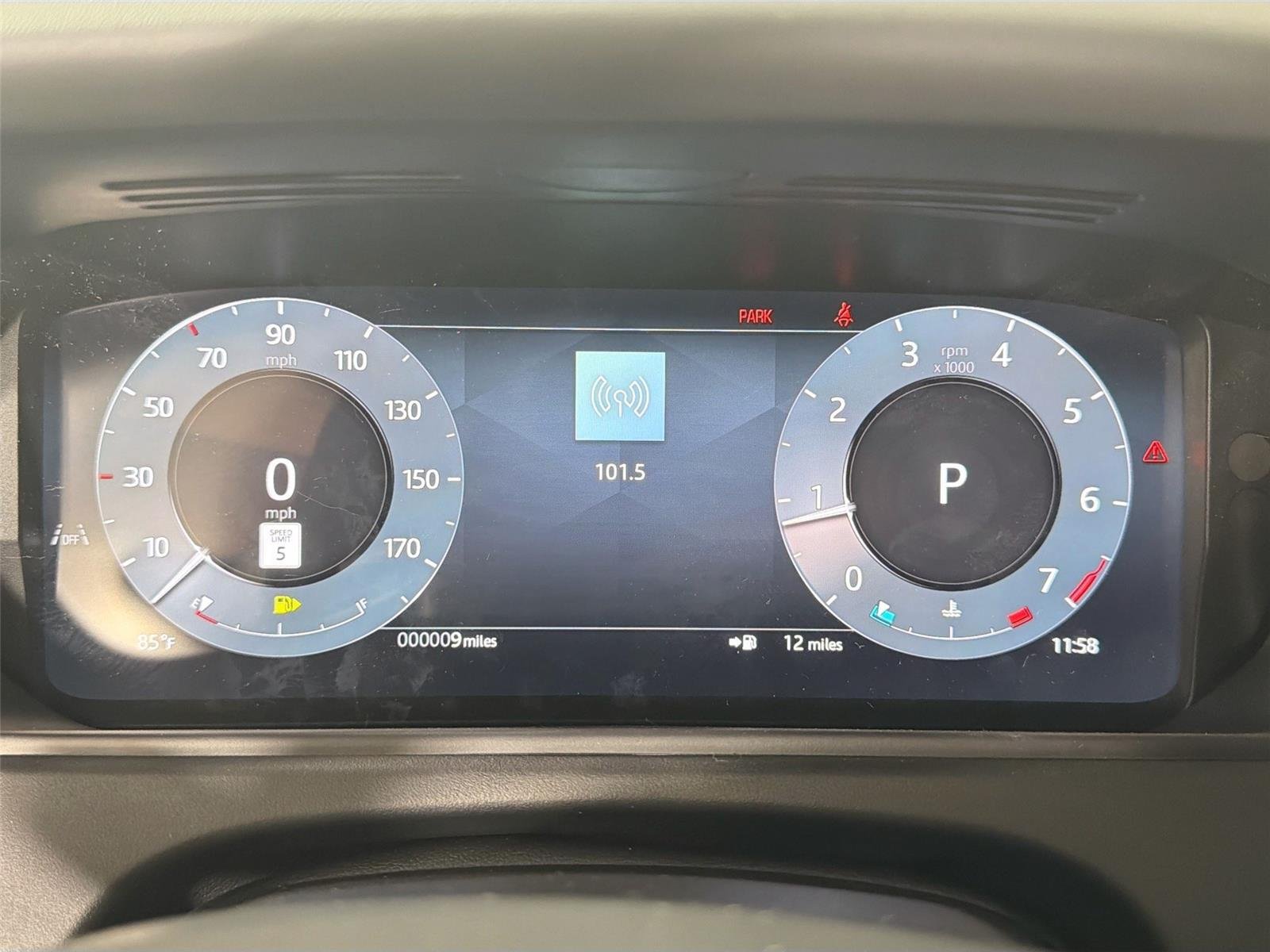 New 2026 Varesine Blue LAND ROVER Belgravia Edition P250 image 10