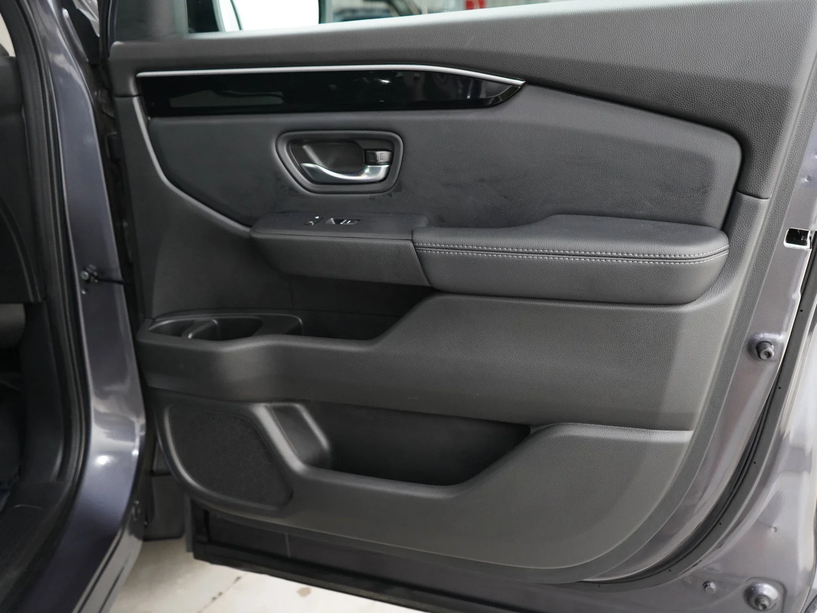 Used 2023  Honda EX-L image 9