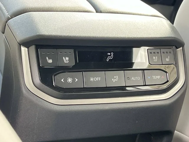 New 2026 Wind Chill Pearl Lexus PREMIUM AWD image 18