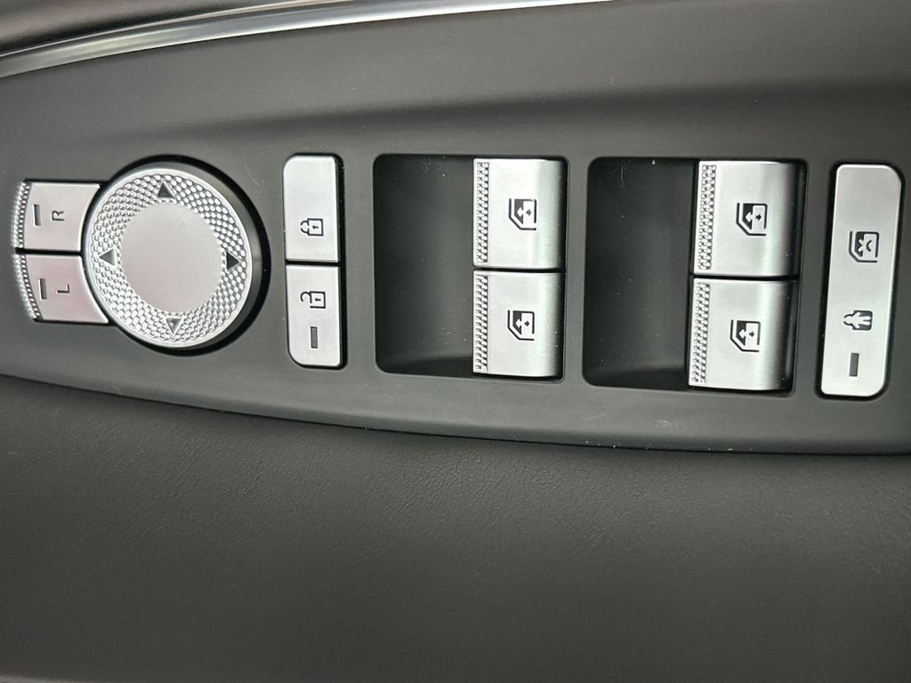 New 2026 Alta White Genesis 2.5T image 13