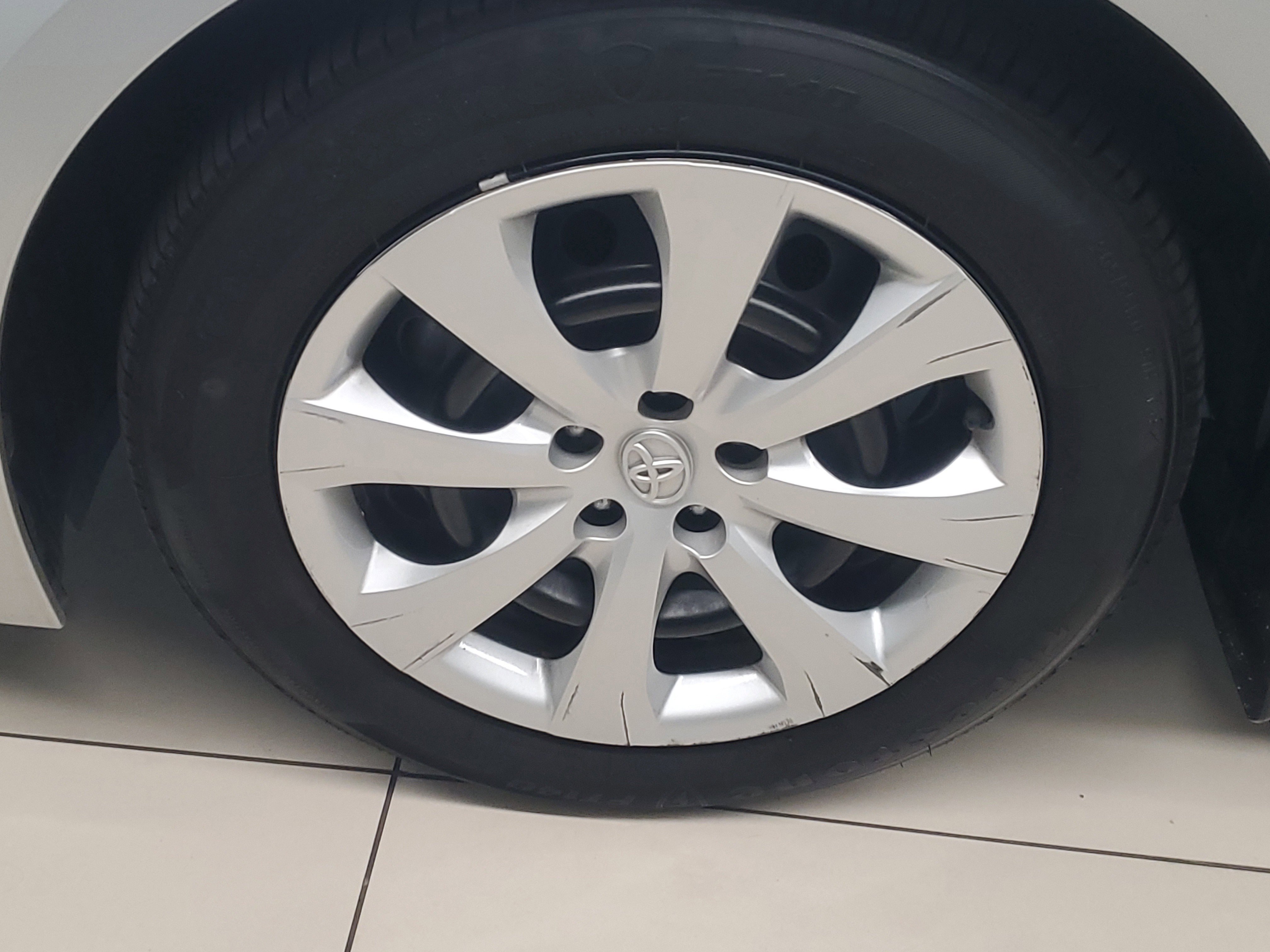 Certified Used 2024 Classic Silver Metallic Toyota LE image 4