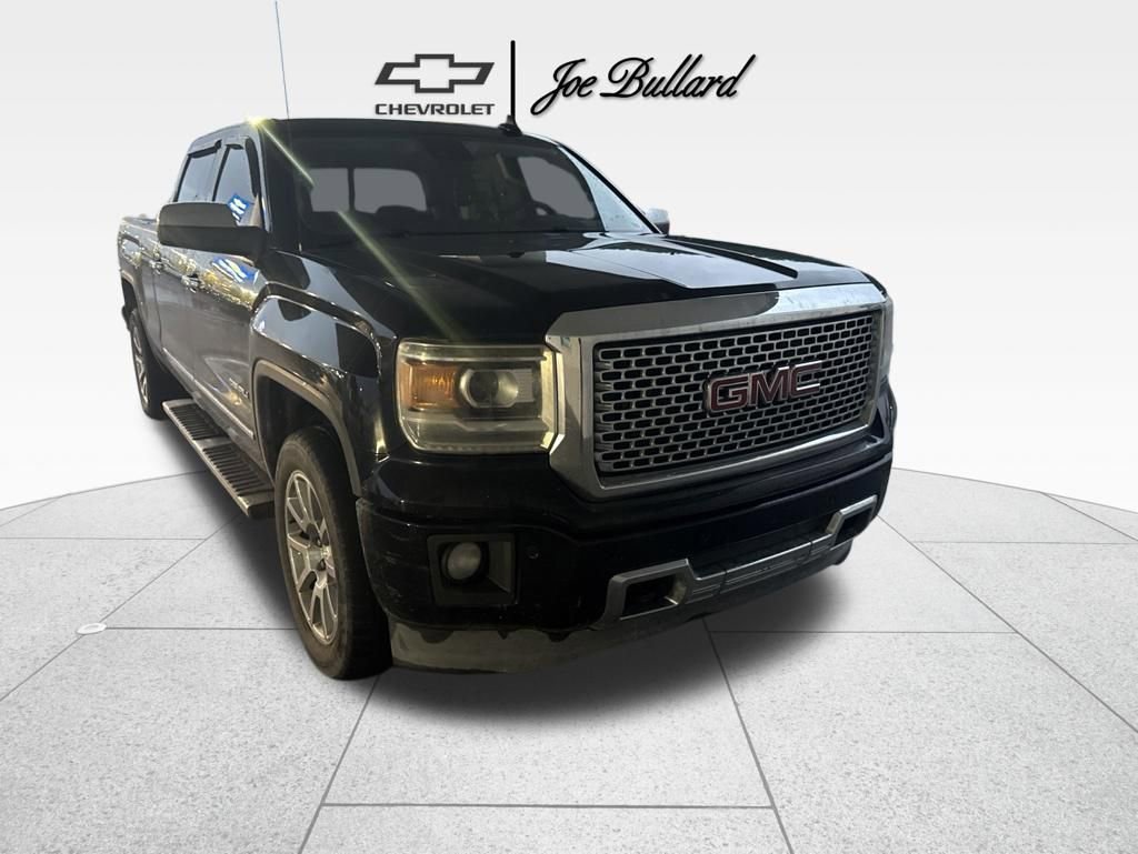 2015 GMC Sierra 4WD Crew Cab Short Box's photo